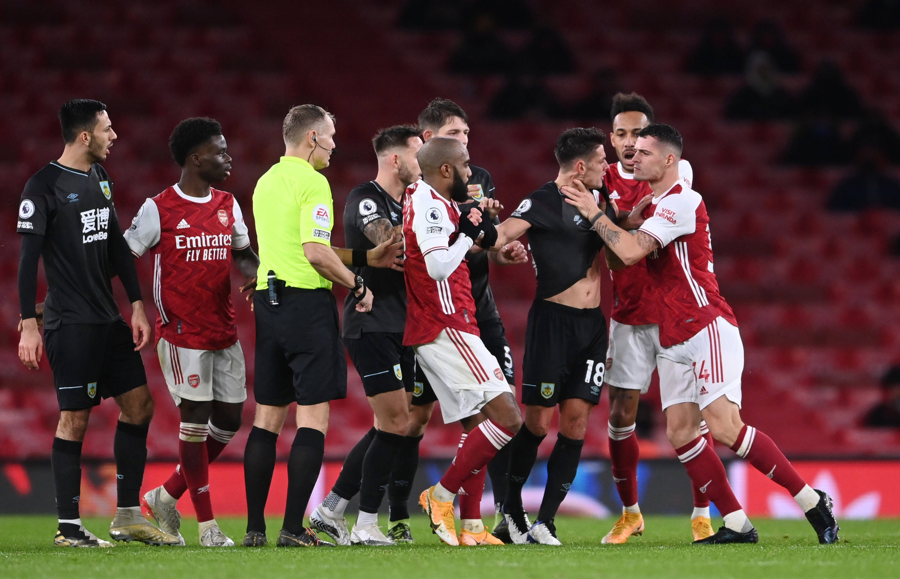 赖归化球员 赖归化球员